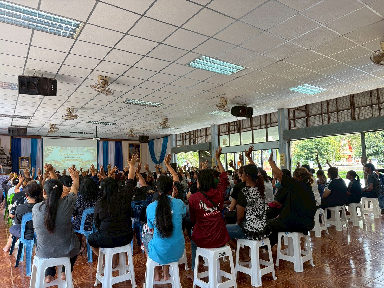 <div style='text-align:center;'>
						ชื่อไฟล์ : fe5df232cafa4c4e0f1a0294418e56601_744982653.jpg <a href='img/article/art_1764141112/image/g/fe5df232cafa4c4e0f1a0294418e56601_744982653.jpg' target='_blank' style='color:$FFF !important;' download>Download</a></div>