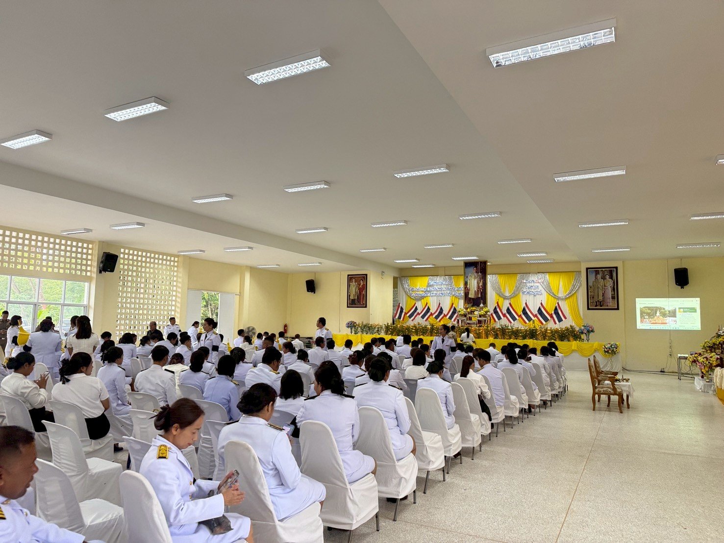 <div style='text-align:center;'>
						ชื่อไฟล์ : 8cda81fc7ad906927144235dda5fdf151_2922848172.jpg <a href='img/article/art_1765175907/image/g/8cda81fc7ad906927144235dda5fdf151_2922848172.jpg' target='_blank' style='color:$FFF !important;' download>Download</a></div>