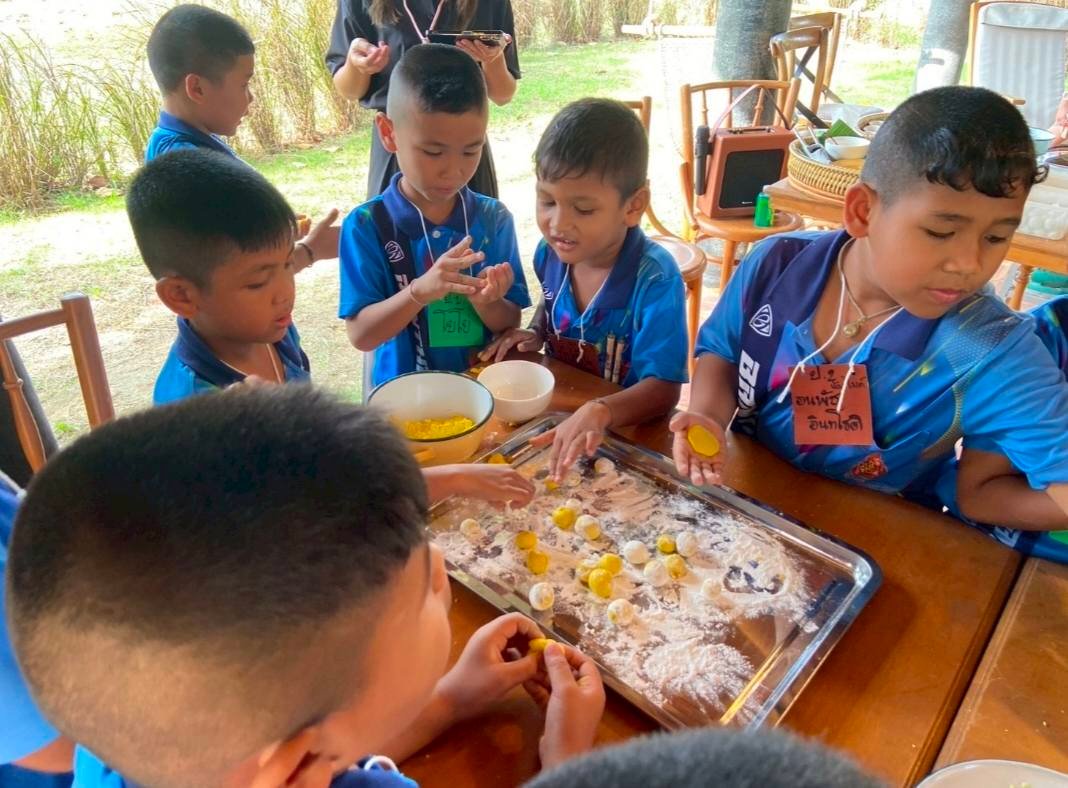 <div style='text-align:center;'>
						ชื่อไฟล์ : 134ce63057f068a219a0df338fb0b7231_3671455509.jpg <a href='img/article/art_1765336348/image/g/134ce63057f068a219a0df338fb0b7231_3671455509.jpg' target='_blank' style='color:$FFF !important;' download>Download</a></div>