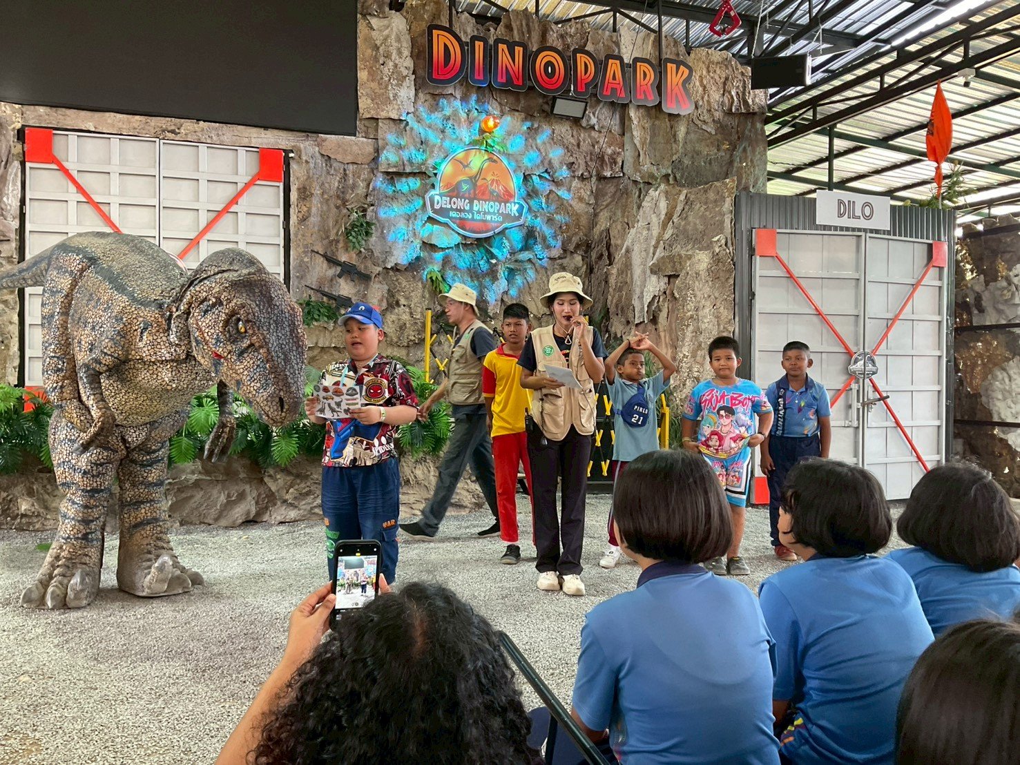 <div style='text-align:center;'>
						ชื่อไฟล์ : 648b9906a614a4bb30c20591243c65ec1_3887455909.jpg <a href='img/article/art_1765337800/image/g/648b9906a614a4bb30c20591243c65ec1_3887455909.jpg' target='_blank' style='color:$FFF !important;' download>Download</a></div>