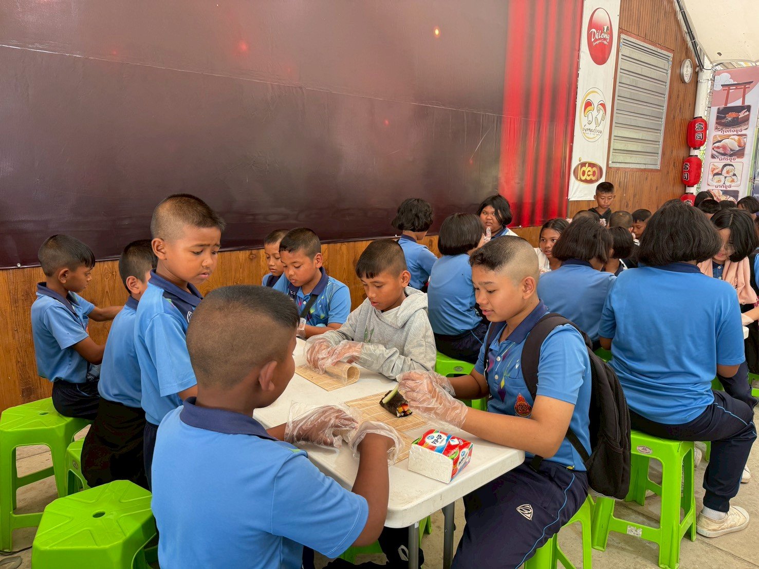 <div style='text-align:center;'>
						ชื่อไฟล์ : 62bf1edb36141f114521ec4bb41755791_467795819.jpg <a href='img/article/art_1765337858/image/g/62bf1edb36141f114521ec4bb41755791_467795819.jpg' target='_blank' style='color:$FFF !important;' download>Download</a></div>