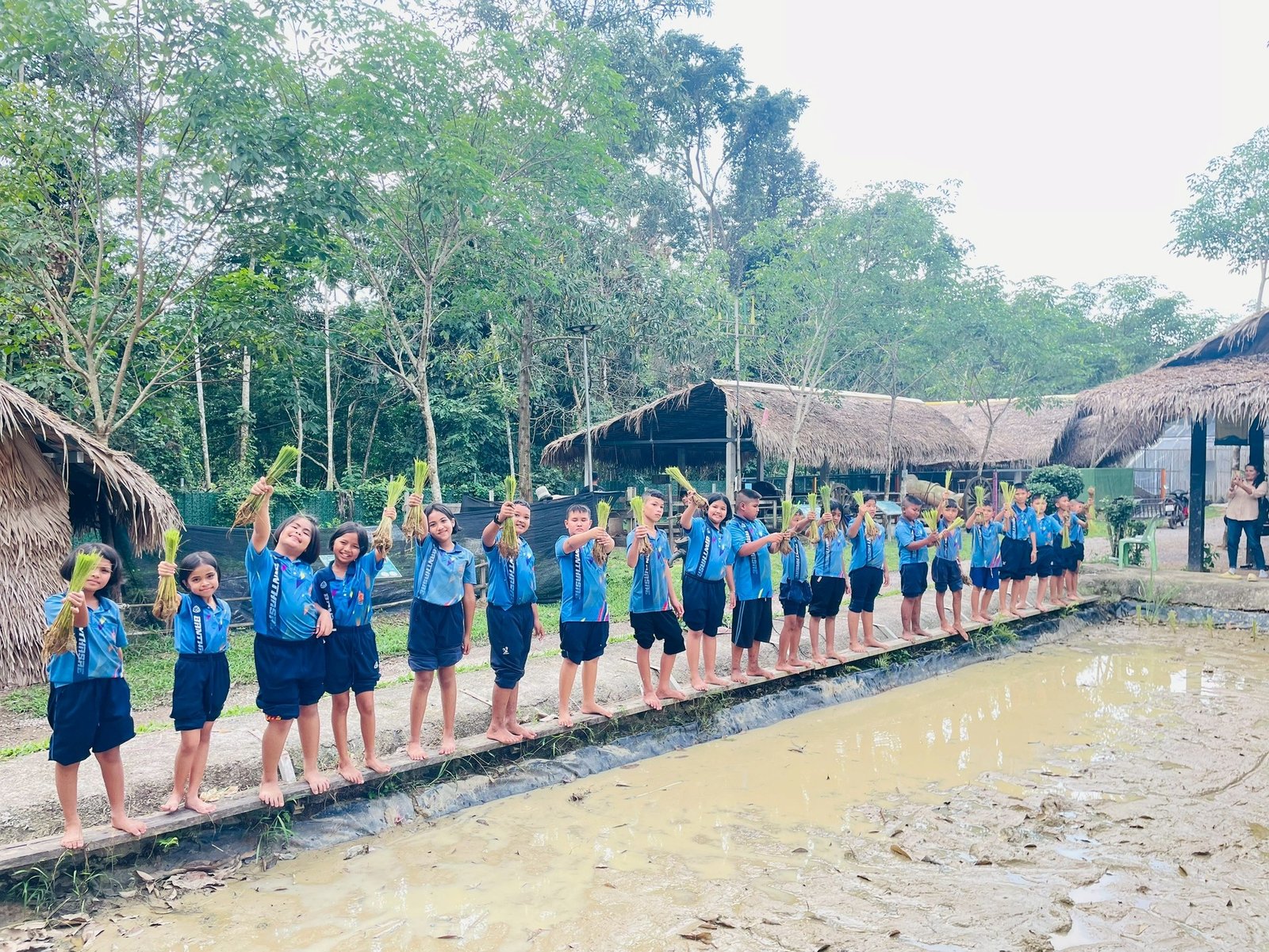 <div style='text-align:center;'>
						ชื่อไฟล์ : 9bca1653601cfed0253482a381c1ad631_3647581120.jpg <a href='img/article/art_1765337858/image/g/9bca1653601cfed0253482a381c1ad631_3647581120.jpg' target='_blank' style='color:$FFF !important;' download>Download</a></div>