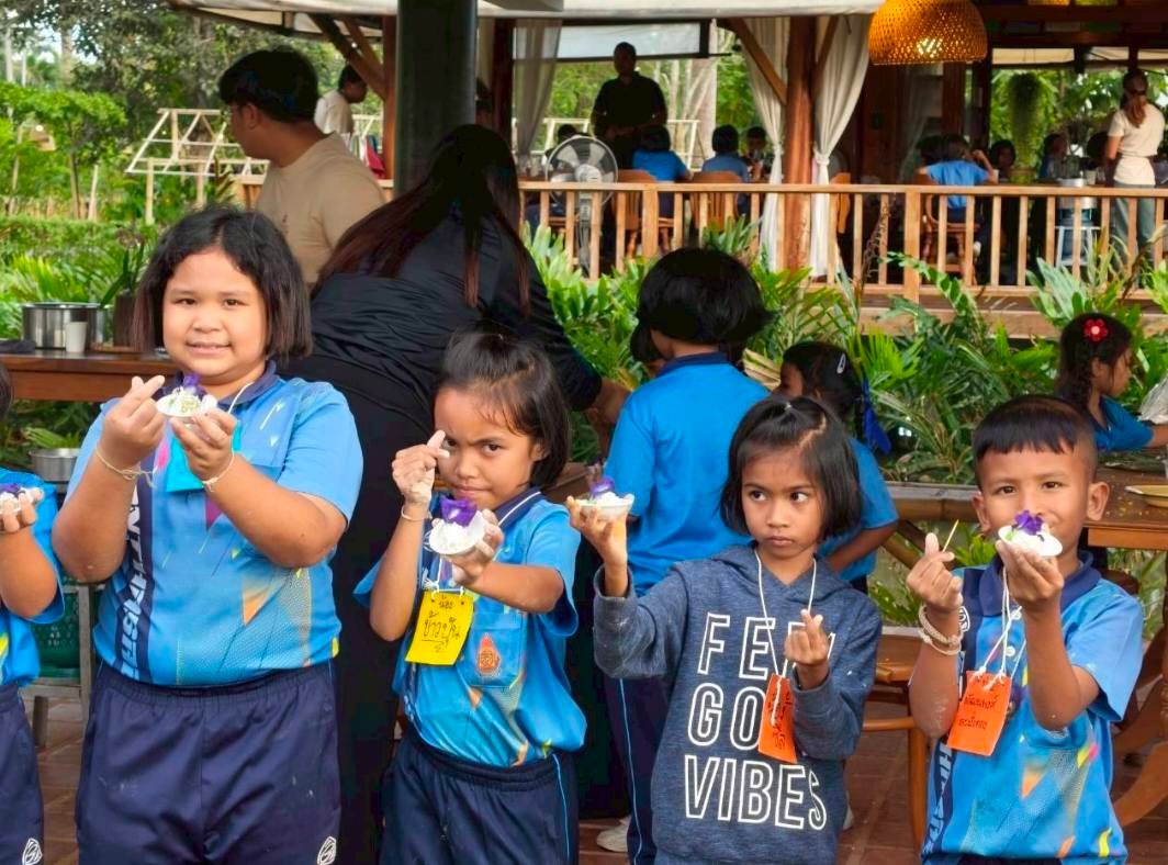 <div style='text-align:center;'>
						ชื่อไฟล์ : 032b2cc936860b03048302d991c3498f1_1453841181.jpg <a href='img/article/art_1765337915/image/g/032b2cc936860b03048302d991c3498f1_1453841181.jpg' target='_blank' style='color:$FFF !important;' download>Download</a></div>