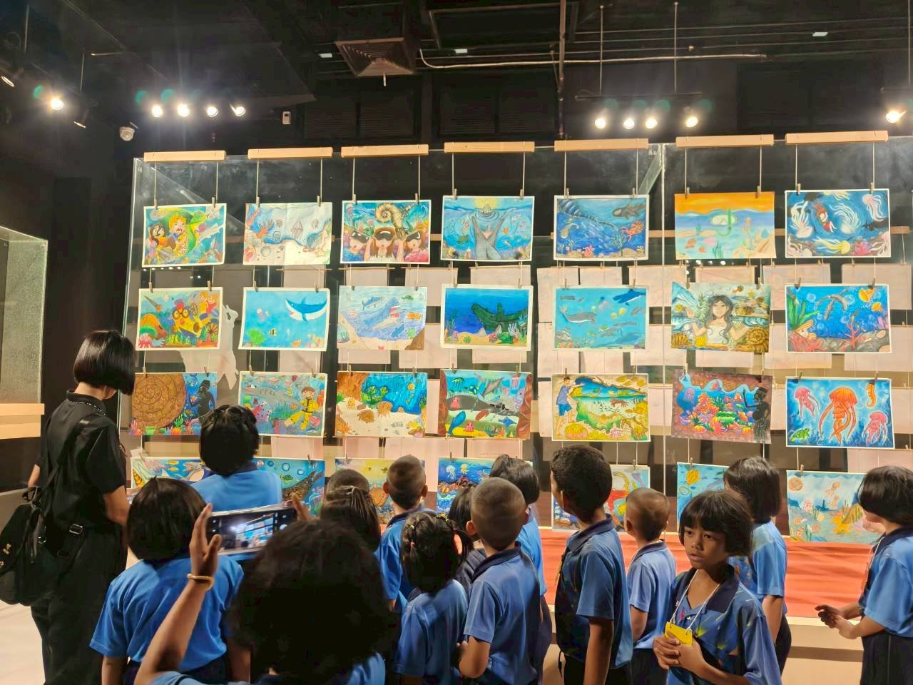 <div style='text-align:center;'>
						ชื่อไฟล์ : b21f0bedce1dfeee7e158f1a8888beab1_2745825440.jpg <a href='img/article/art_1765337915/image/g/b21f0bedce1dfeee7e158f1a8888beab1_2745825440.jpg' target='_blank' style='color:$FFF !important;' download>Download</a></div>