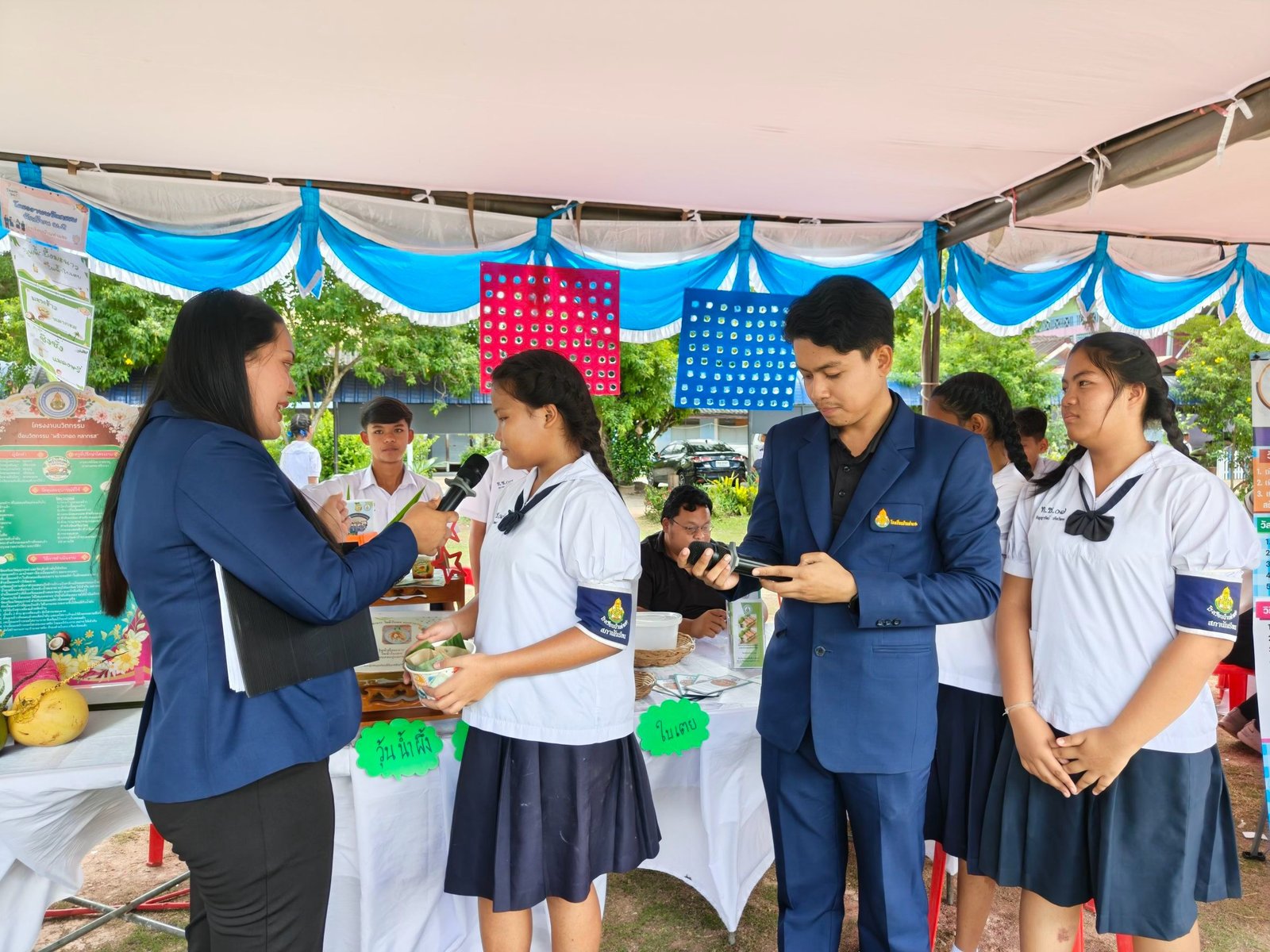 <div style='text-align:center;'>
						ชื่อไฟล์ : 44c579183f6acb87c885017c638c47f41_2556593754.jpg <a href='img/article/art_1788668800/image/g/44c579183f6acb87c885017c638c47f41_2556593754.jpg' target='_blank' style='color:$FFF !important;' download>Download</a></div>