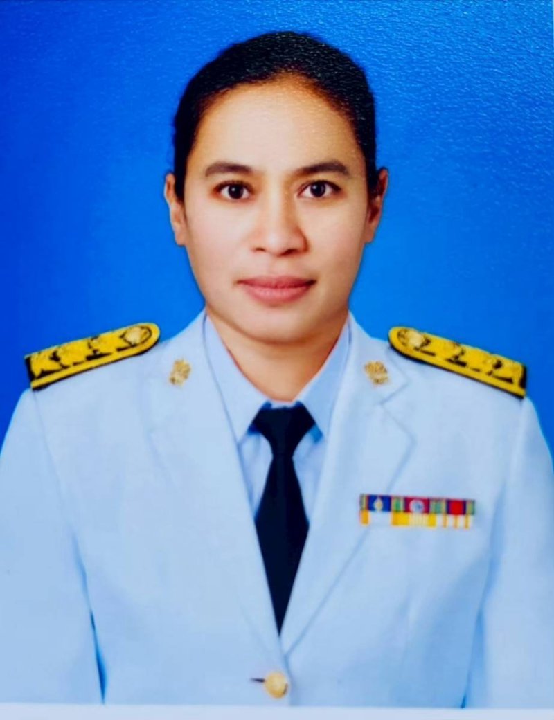 นางสาวกมลทิพย์ ศรีเมฆ