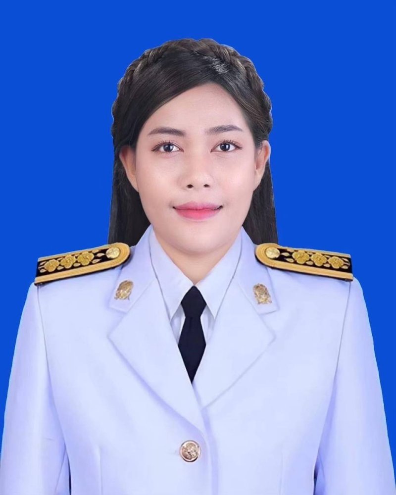 นางสาวชนิภา พรหมจรรย์